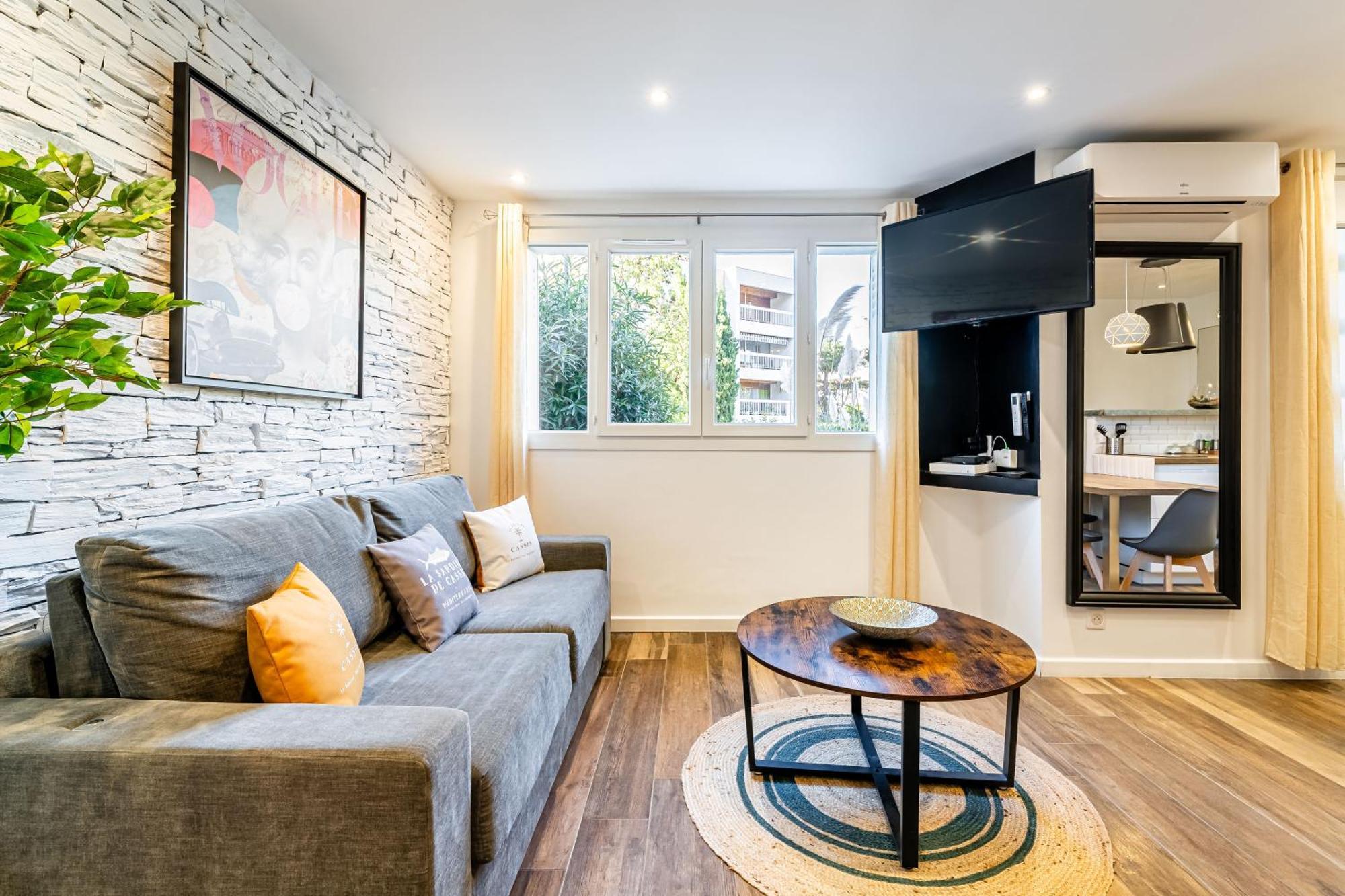 Cassis Le Marignan- Rdc - Garage - Classe 3 Etoiles エクステリア 写真