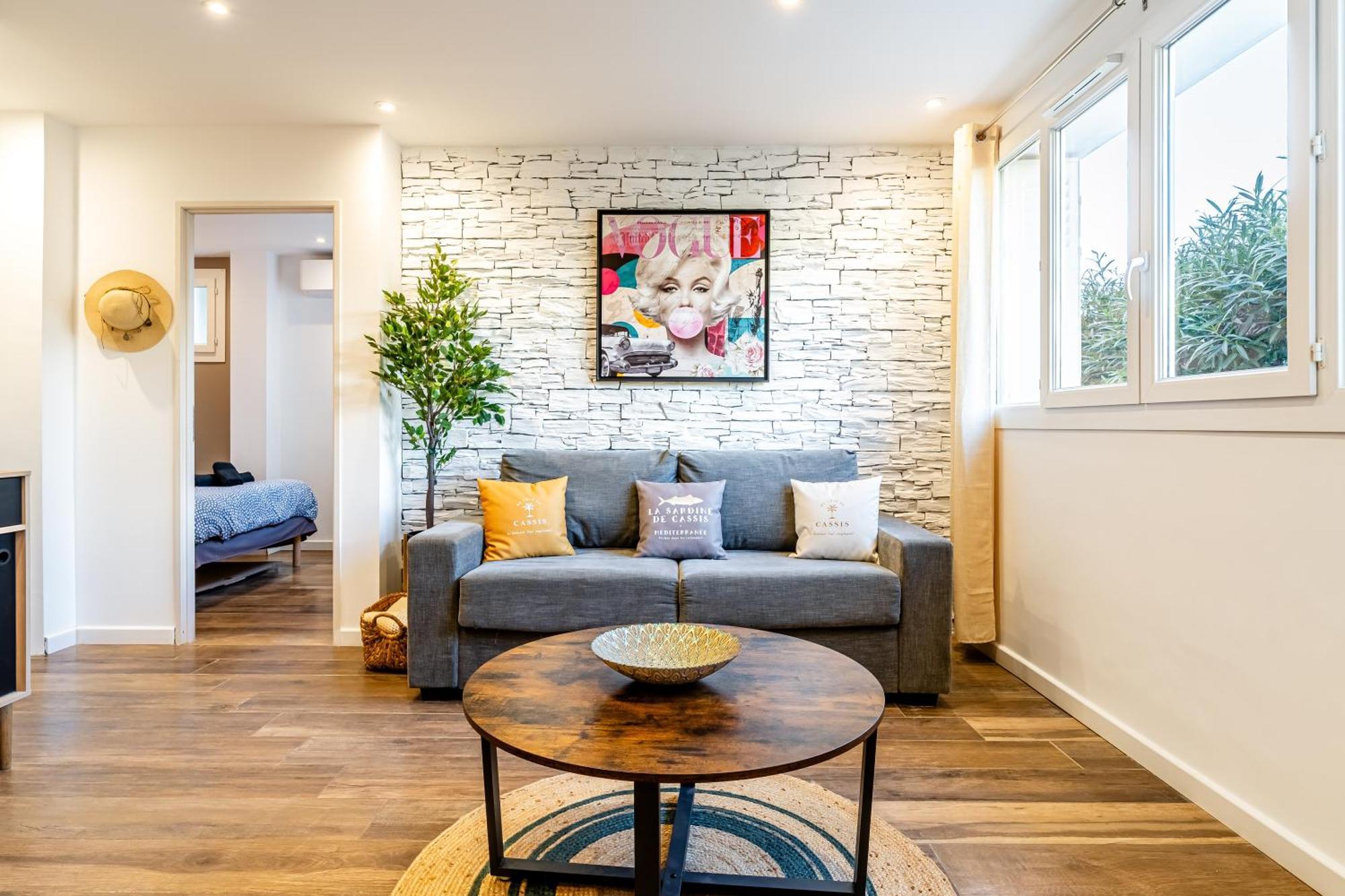 Cassis Le Marignan- Rdc - Garage - Classe 3 Etoiles エクステリア 写真