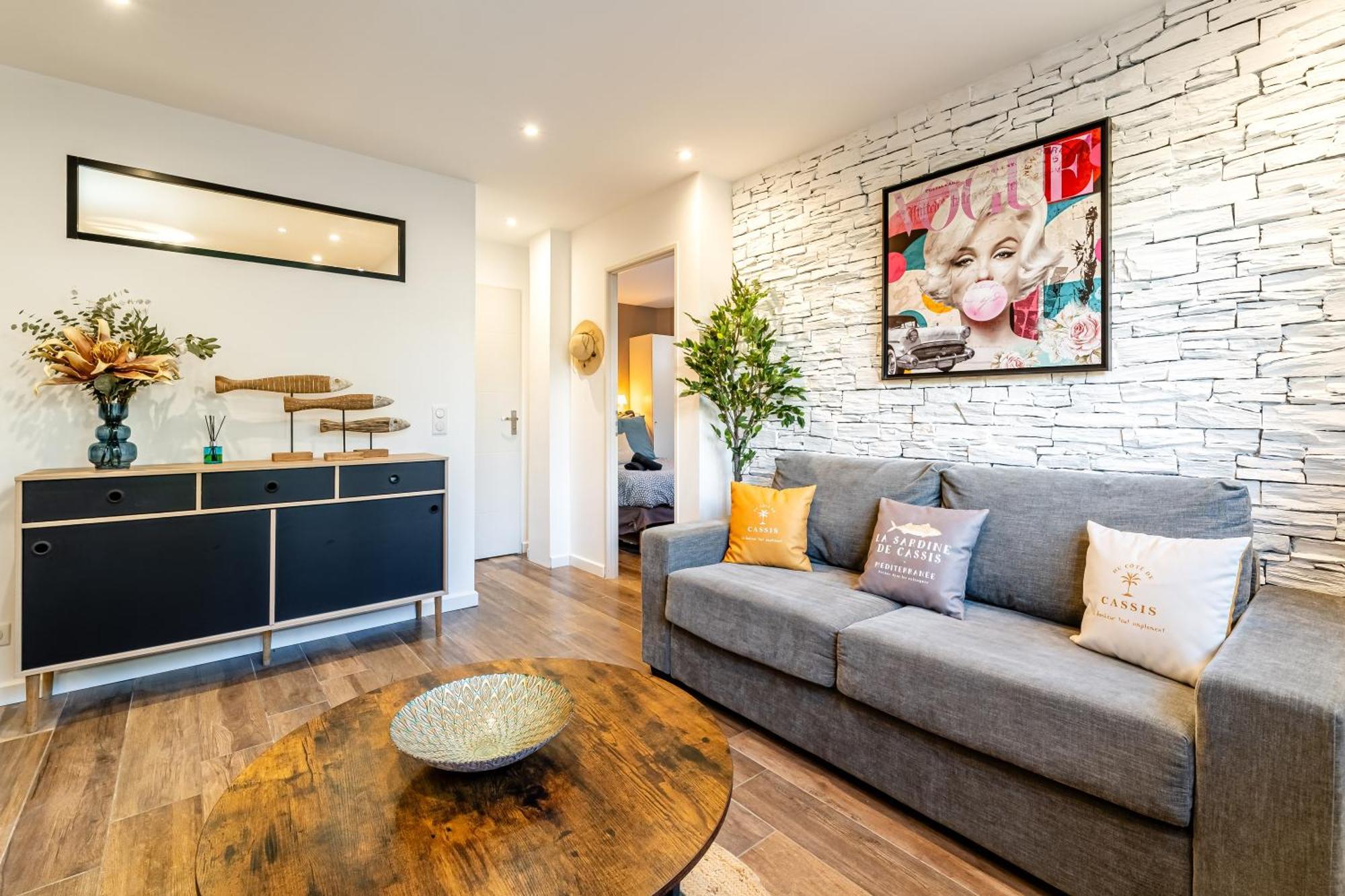 Cassis Le Marignan- Rdc - Garage - Classe 3 Etoiles エクステリア 写真