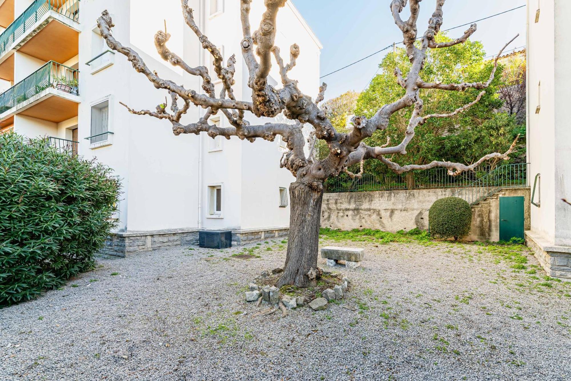 Cassis Le Marignan- Rdc - Garage - Classe 3 Etoiles エクステリア 写真